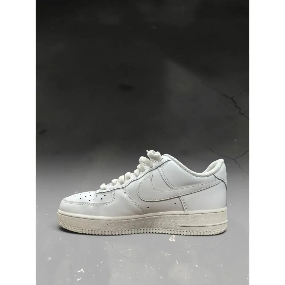 Nike Air Force 1 '07 White CW2288-111 Men's 8 / Women's 9.5 Used